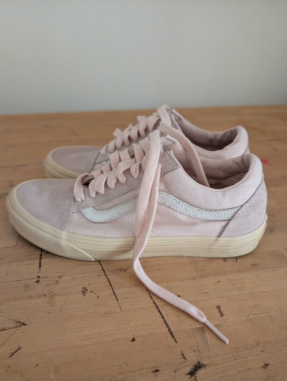 Vans Sneakers Light Pink White Women's 8 Unisex Skate Shoes Lace Up GUC
